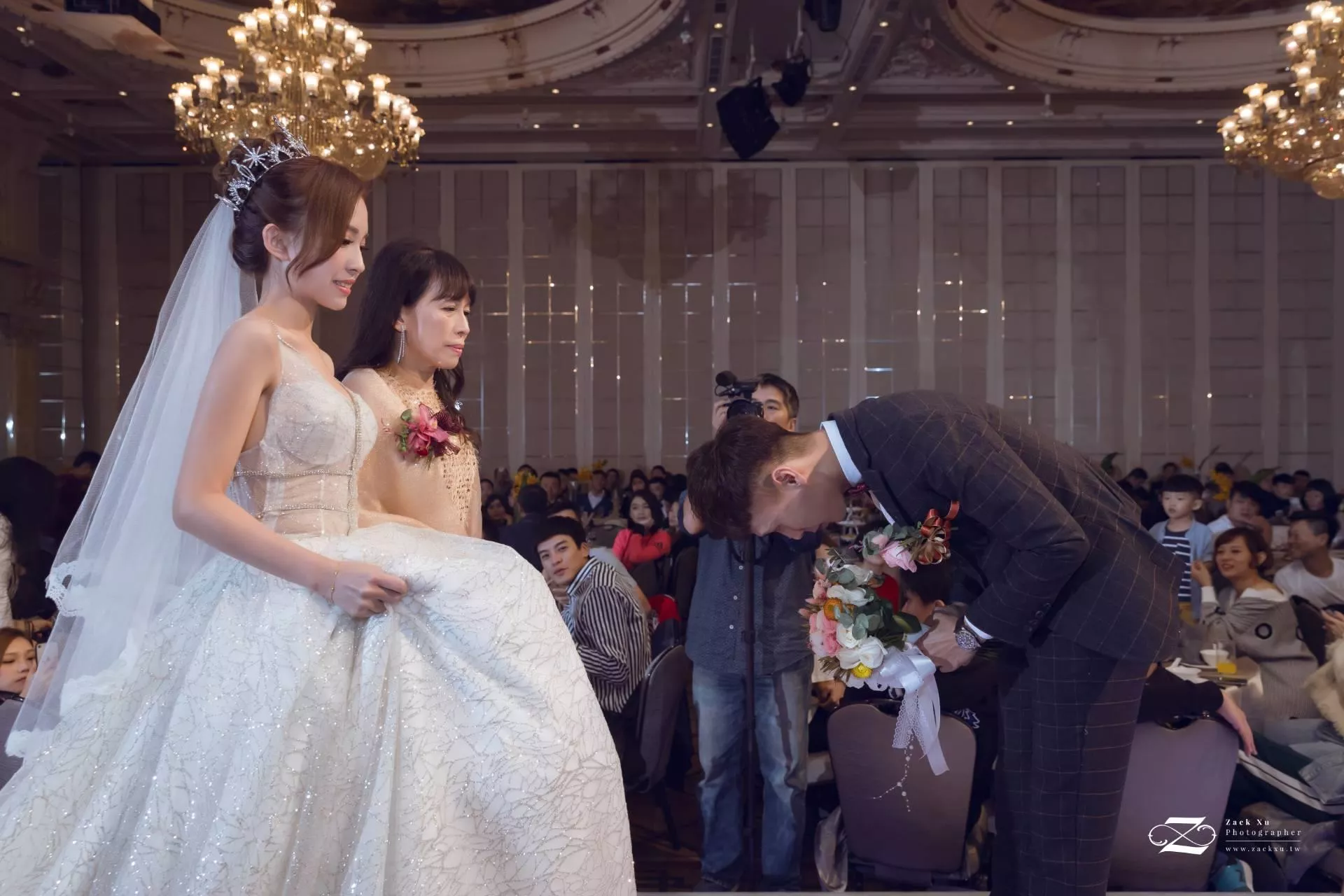 婚禮攝影師Zack.Xu.維澤85-【台北婚攝】𝐖𝐢𝐥𝐥𝐲　∞　𝐒𝐦𝐚𝐥𝐥𝐒𝐡𝐢𝐡婚禮紀錄@典華幸福機構