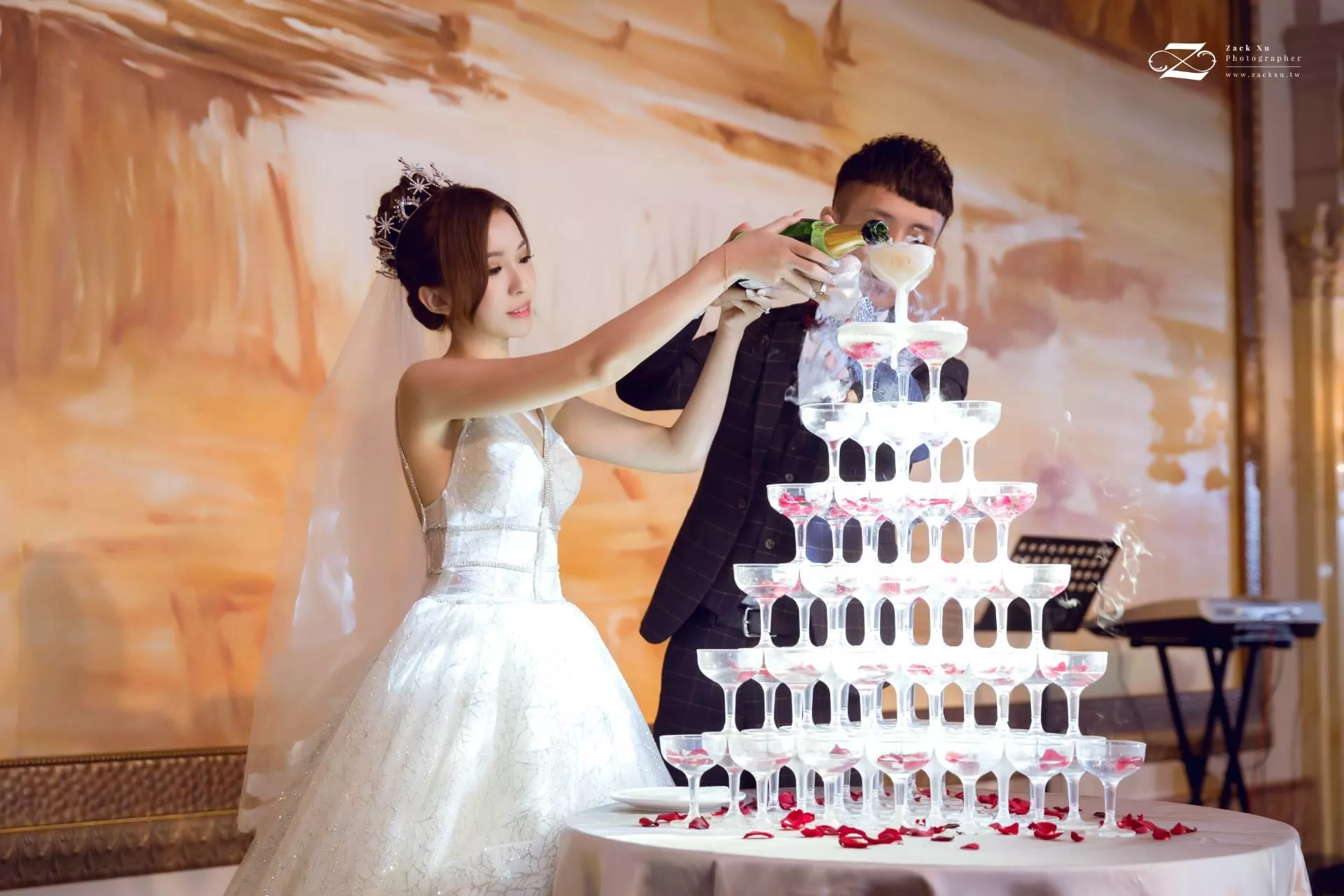 婚禮攝影師Zack.Xu.維澤92-【台北婚攝】𝐖𝐢𝐥𝐥𝐲　∞　𝐒𝐦𝐚𝐥𝐥𝐒𝐡𝐢𝐡婚禮紀錄@典華幸福機構