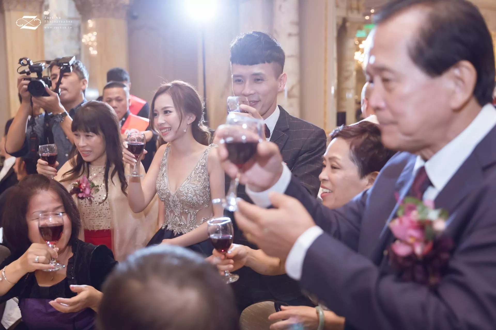 婚禮攝影師Zack.Xu.維澤110-【台北婚攝】𝐖𝐢𝐥𝐥𝐲　∞　𝐒𝐦𝐚𝐥𝐥𝐒𝐡𝐢𝐡婚禮紀錄@典華幸福機構