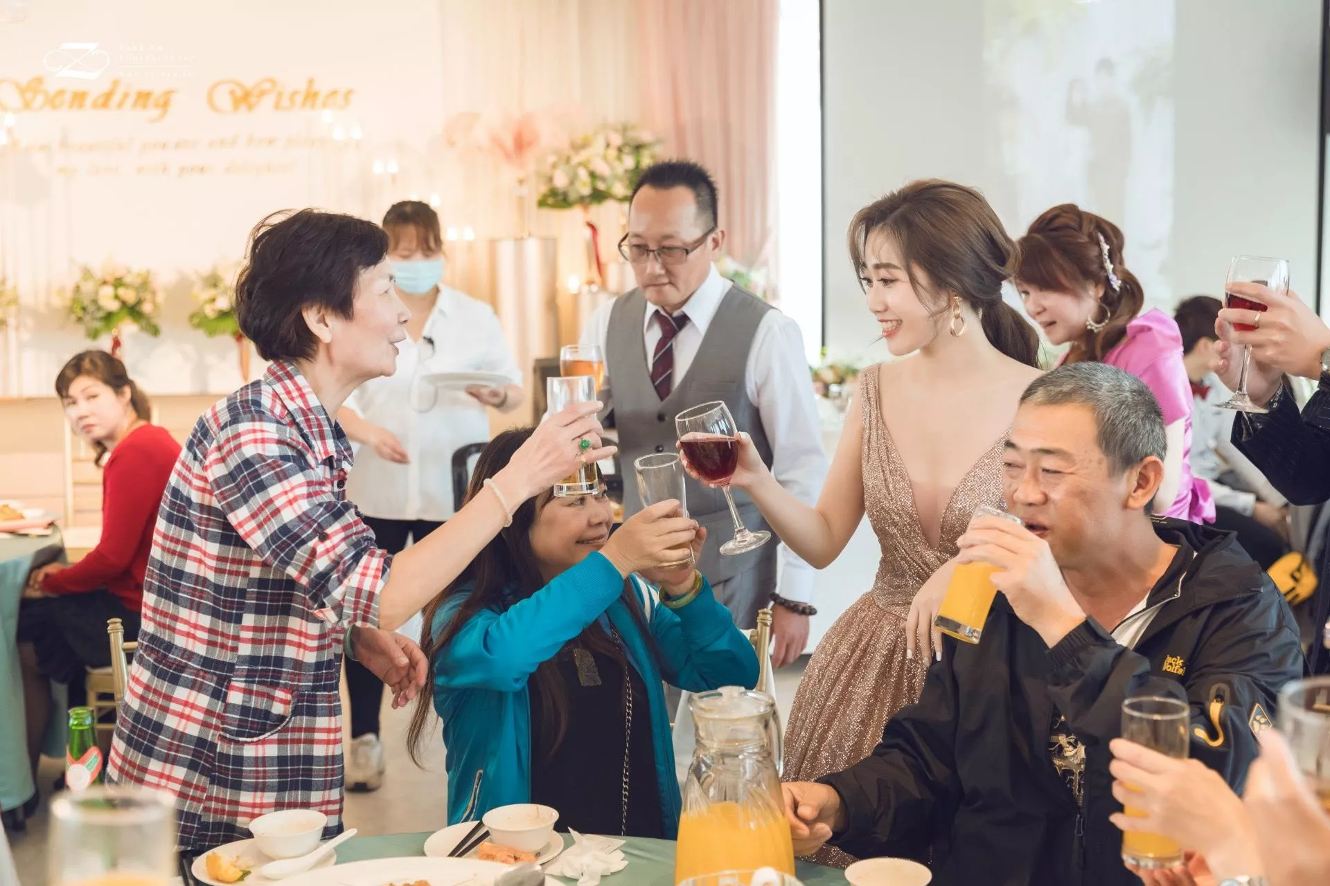 婚禮攝影師Zack.Xu.維澤104-【新竹戶外婚攝】冠霆　∞　以霙婚禮紀錄@薇絲山庭