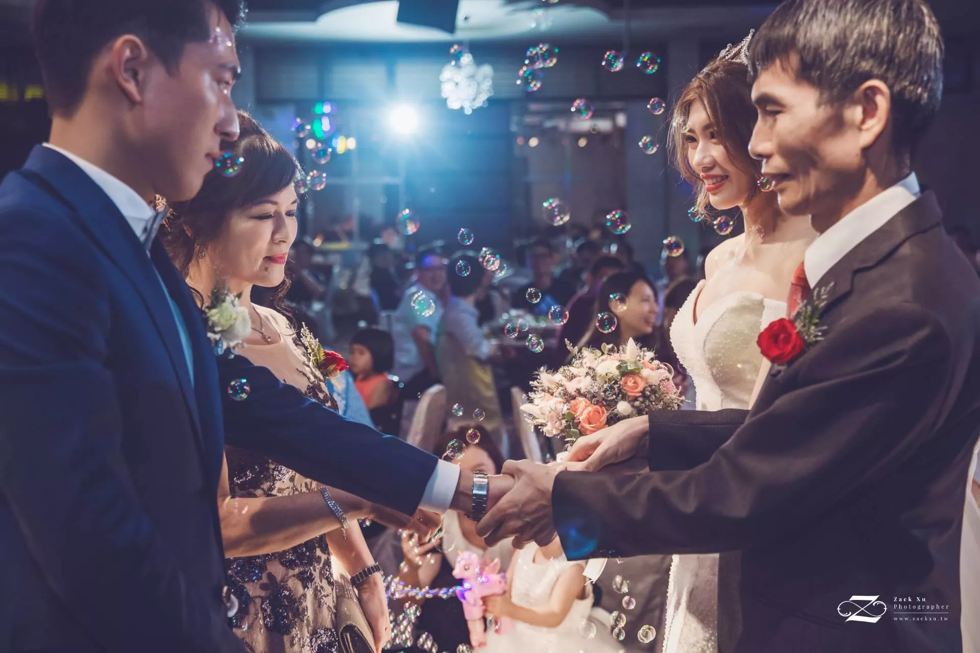 婚禮攝影師Zack.Xu.維澤89-【新竹婚攝】𝐆𝐞𝐨𝐫𝐠𝐞　∞　𝐕𝐢𝐜𝐤𝐲婚禮紀錄@漁池宴會館