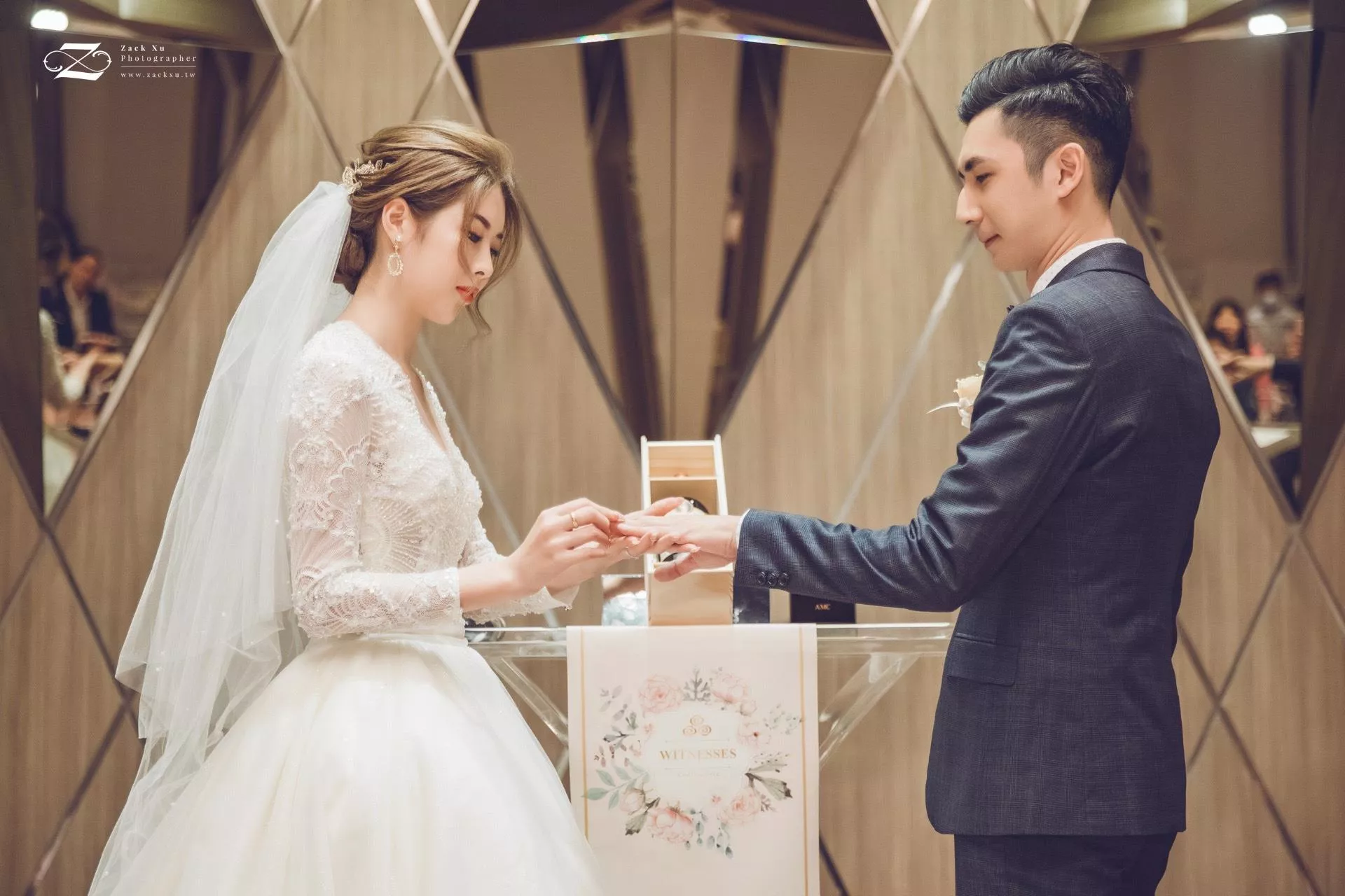 婚禮攝影師Zack.Xu.維澤19-【桃園婚攝】朝仁　∞　弈媗婚禮紀錄@晶宴會館