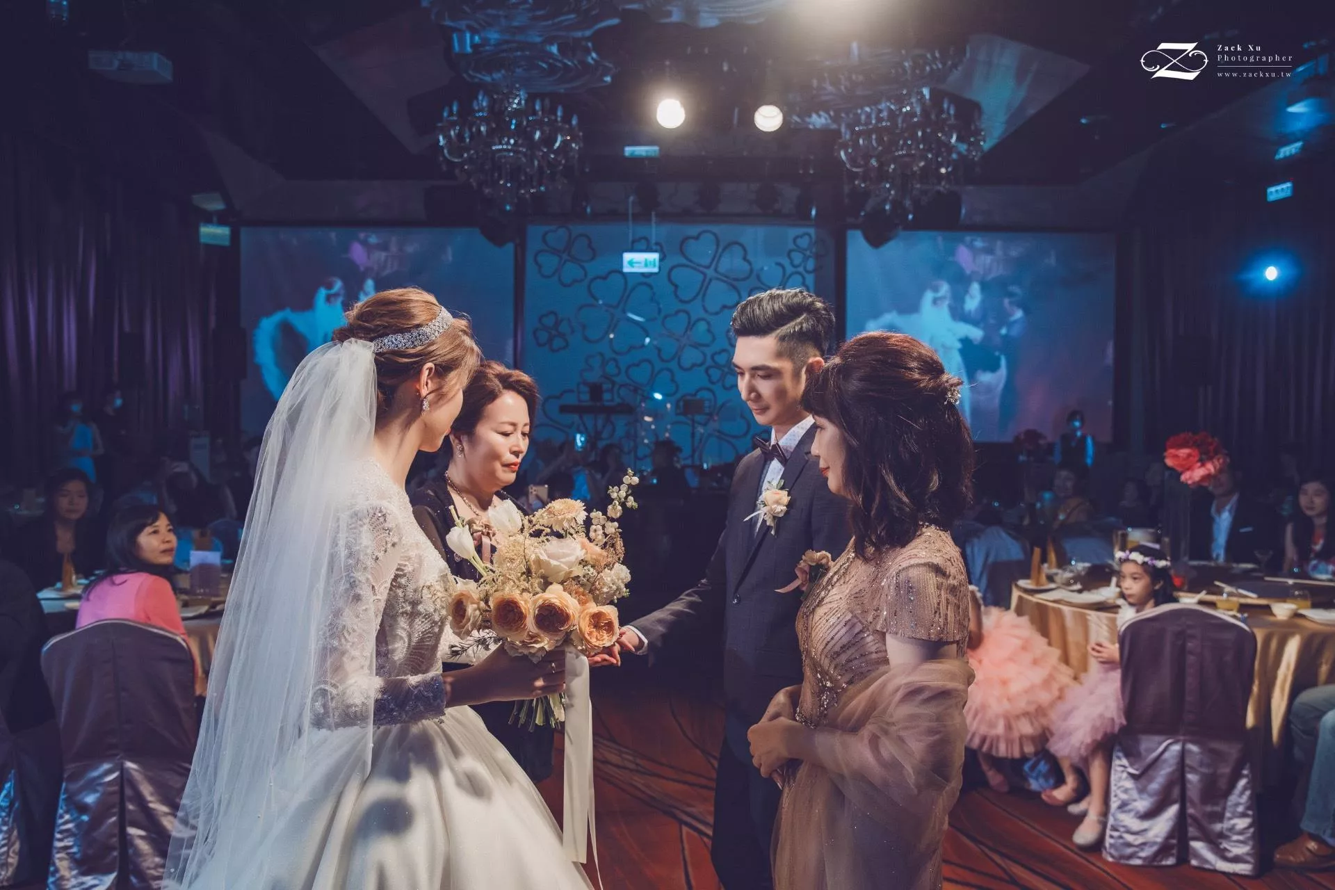 婚禮攝影師Zack.Xu.維澤46-【桃園婚攝】朝仁　∞　弈媗婚禮紀錄@晶宴會館