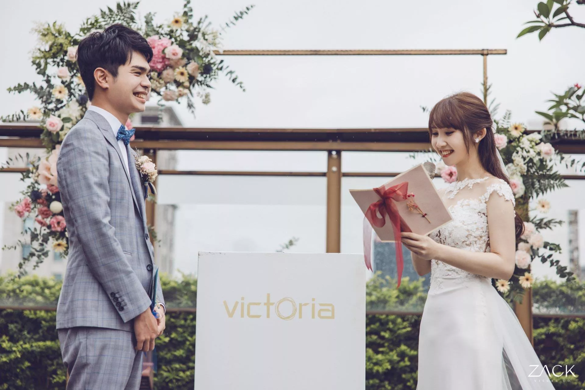婚禮攝影師Zack.Xu.維澤25-【台北婚攝】秉駿　∞　致宇婚禮紀錄＠維多莉亞酒店